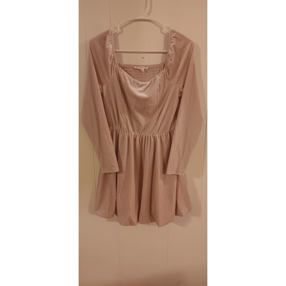 Pink Princess Size M Long Sleeve Velvet Icy Mauve Bubble Hem  Peasant Dress